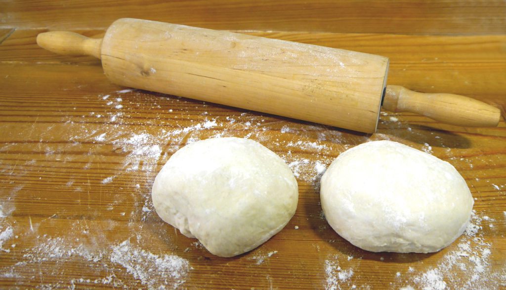 Jak zrobić ciasto na pizzę?