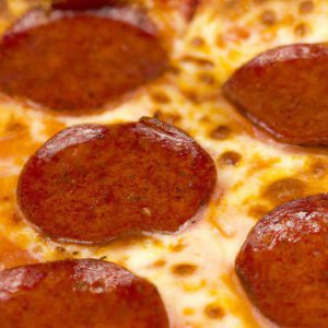 Jakie składniki na pizzę Pepperoni?